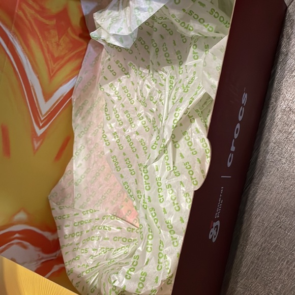 Honey Nut Cheerio Crocs - Picture 4 of 6